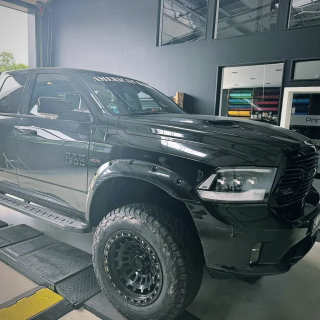 IF YOU CANT DODGE IT, RAM IT! #dodge #dodgeram #schwarzesbiest #saturday #saturdayvibes😎 #june #neukunde #kommtvorbei #wirfreuenunsaufeuch #geschenkidee #geschenkgutscheine #wirmachenesmöglich